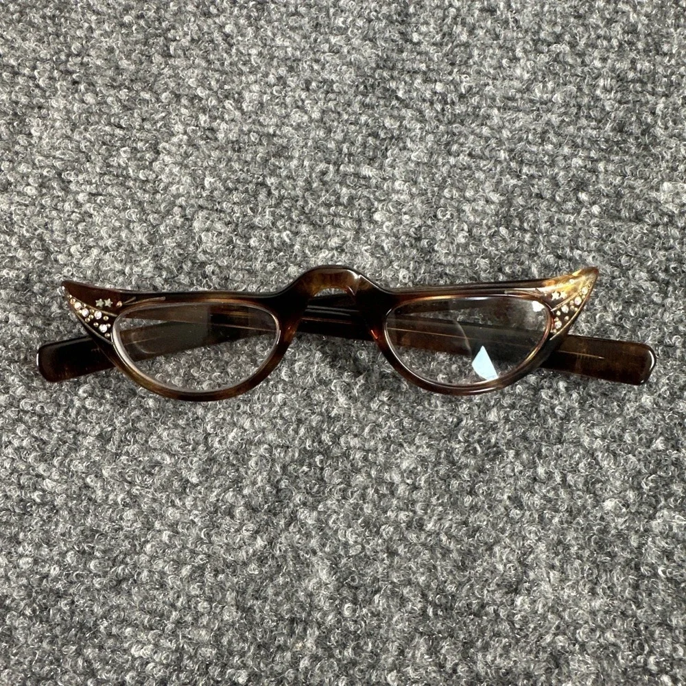 Agnes & Dora frames only